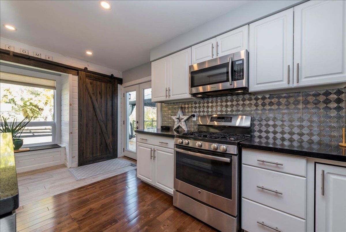 28 Frontier Avenue Orillia 28 Frontier Avenue Orillia