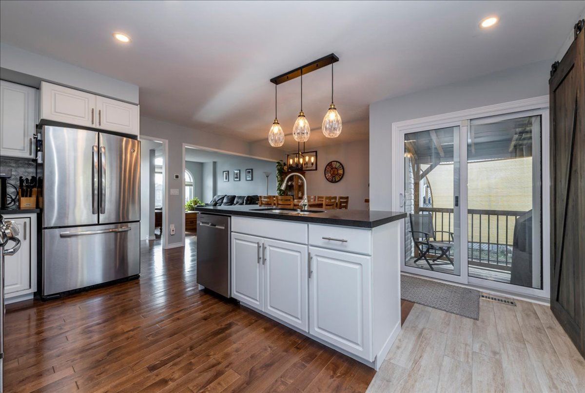 28 Frontier Avenue Orillia 28 Frontier Avenue Orillia