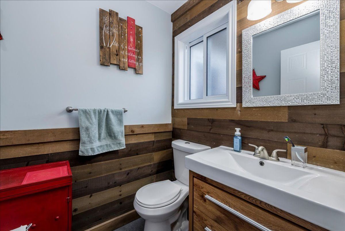 28 Frontier Avenue Orillia 28 Frontier Avenue Orillia