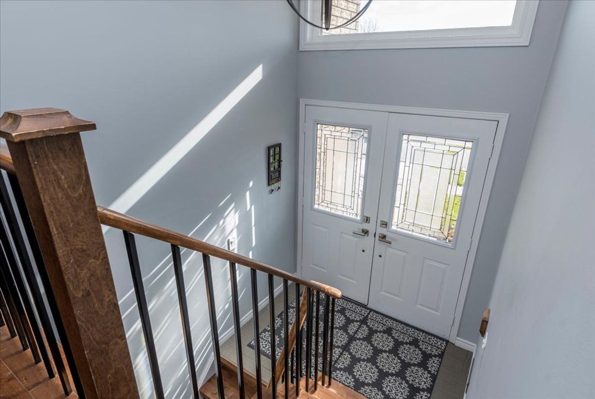 28 Frontier Avenue Orillia 28 Frontier Avenue Orillia