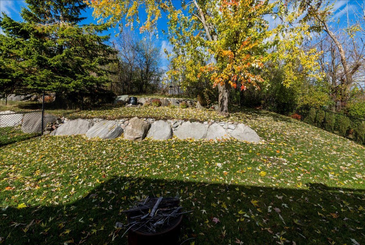 28 Frontier Avenue Orillia 28 Frontier Avenue Orillia