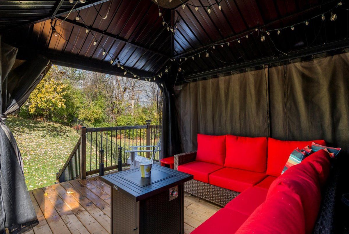 28 Frontier Avenue Orillia 28 Frontier Avenue Orillia