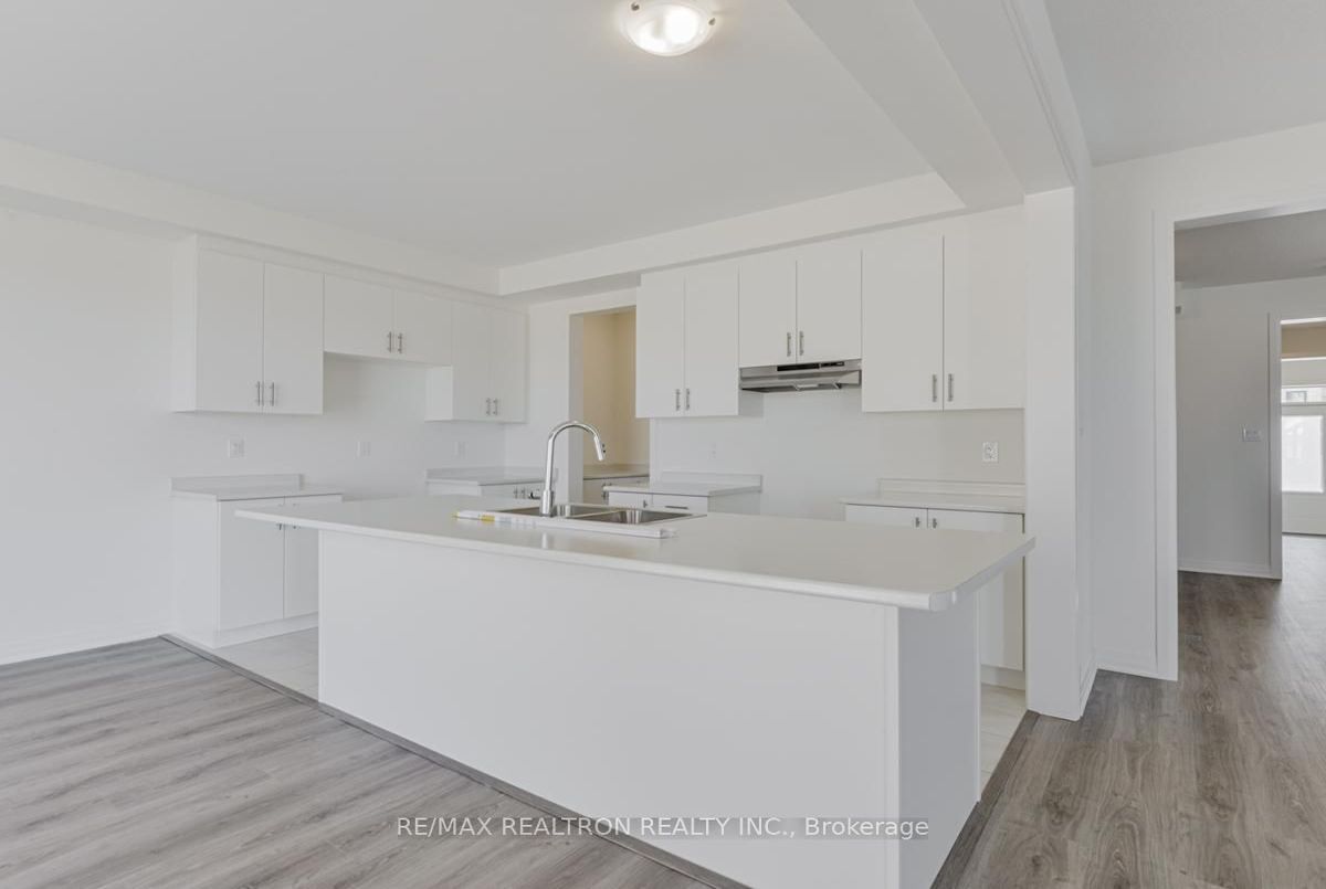 17 Shepherd Drive Barrie 17 Shepherd Drive Barrie
