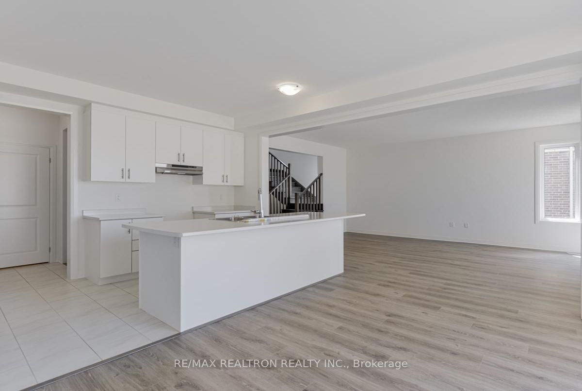 17 Shepherd Drive Barrie 17 Shepherd Drive Barrie