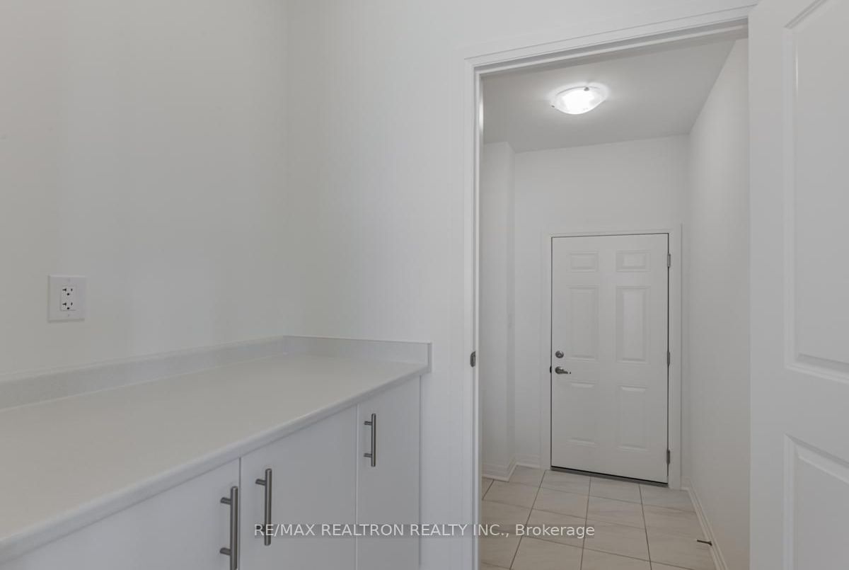 17 Shepherd Drive Barrie 17 Shepherd Drive Barrie