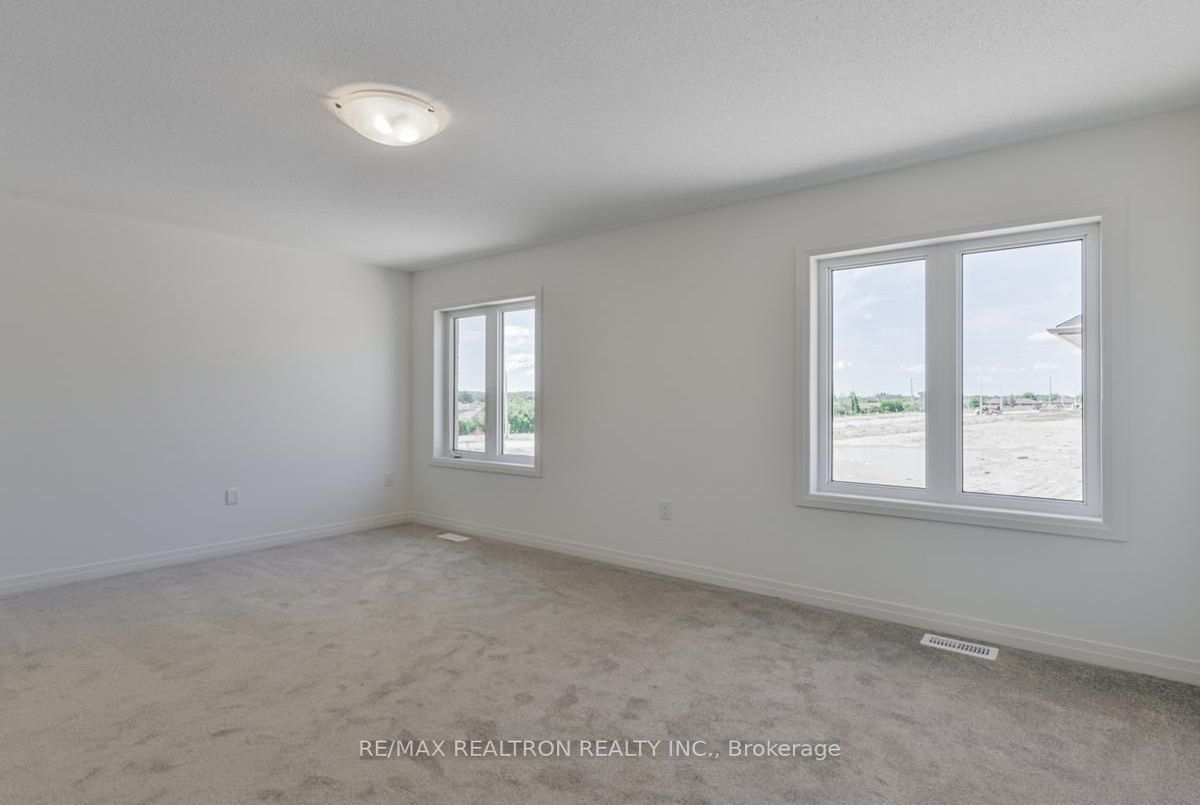 17 Shepherd Drive Barrie 17 Shepherd Drive Barrie