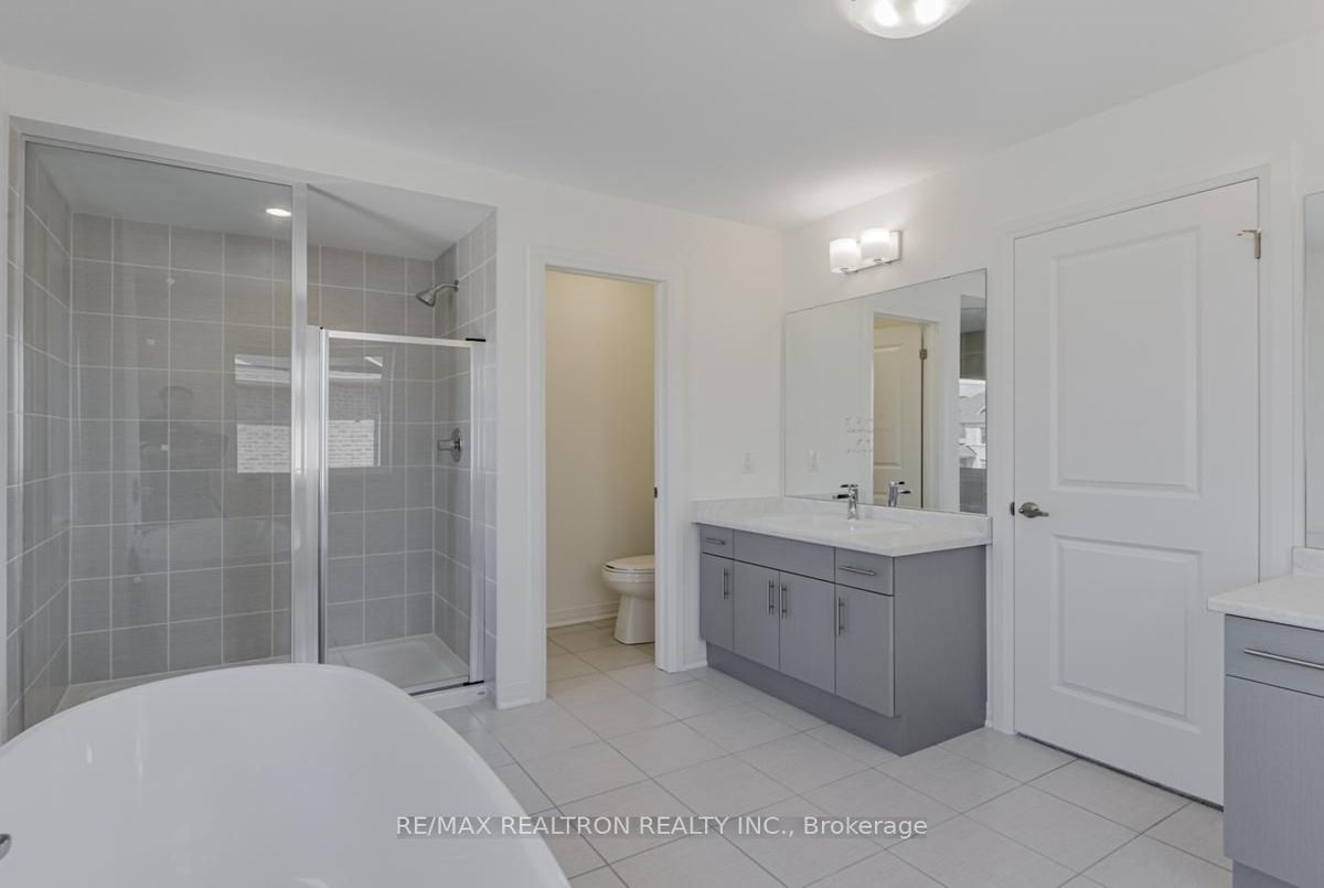 17 Shepherd Drive Barrie 17 Shepherd Drive Barrie