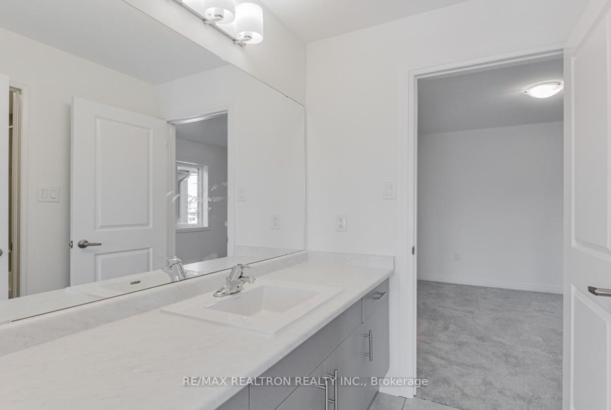 17 Shepherd Drive Barrie 17 Shepherd Drive Barrie