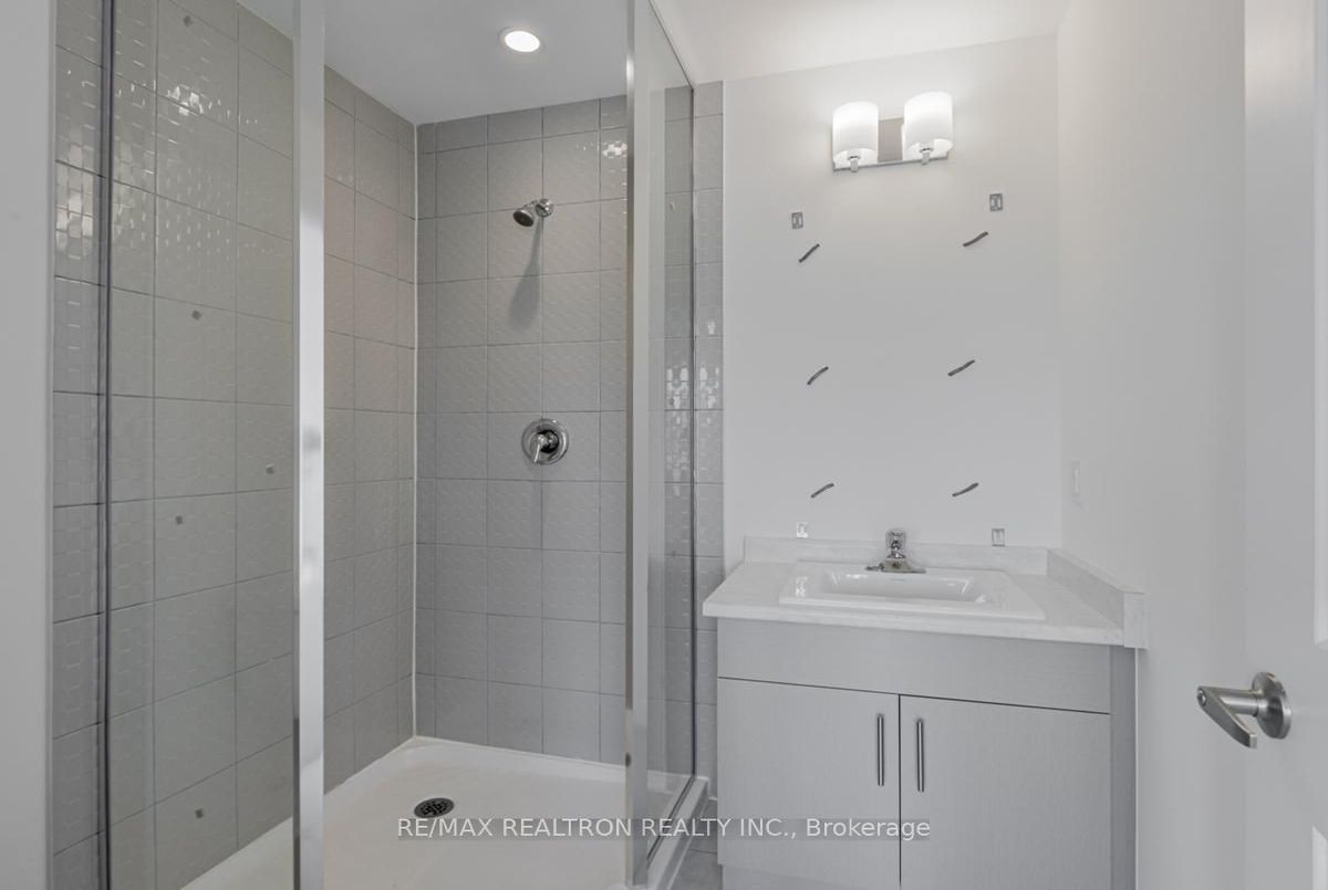17 Shepherd Drive Barrie 17 Shepherd Drive Barrie
