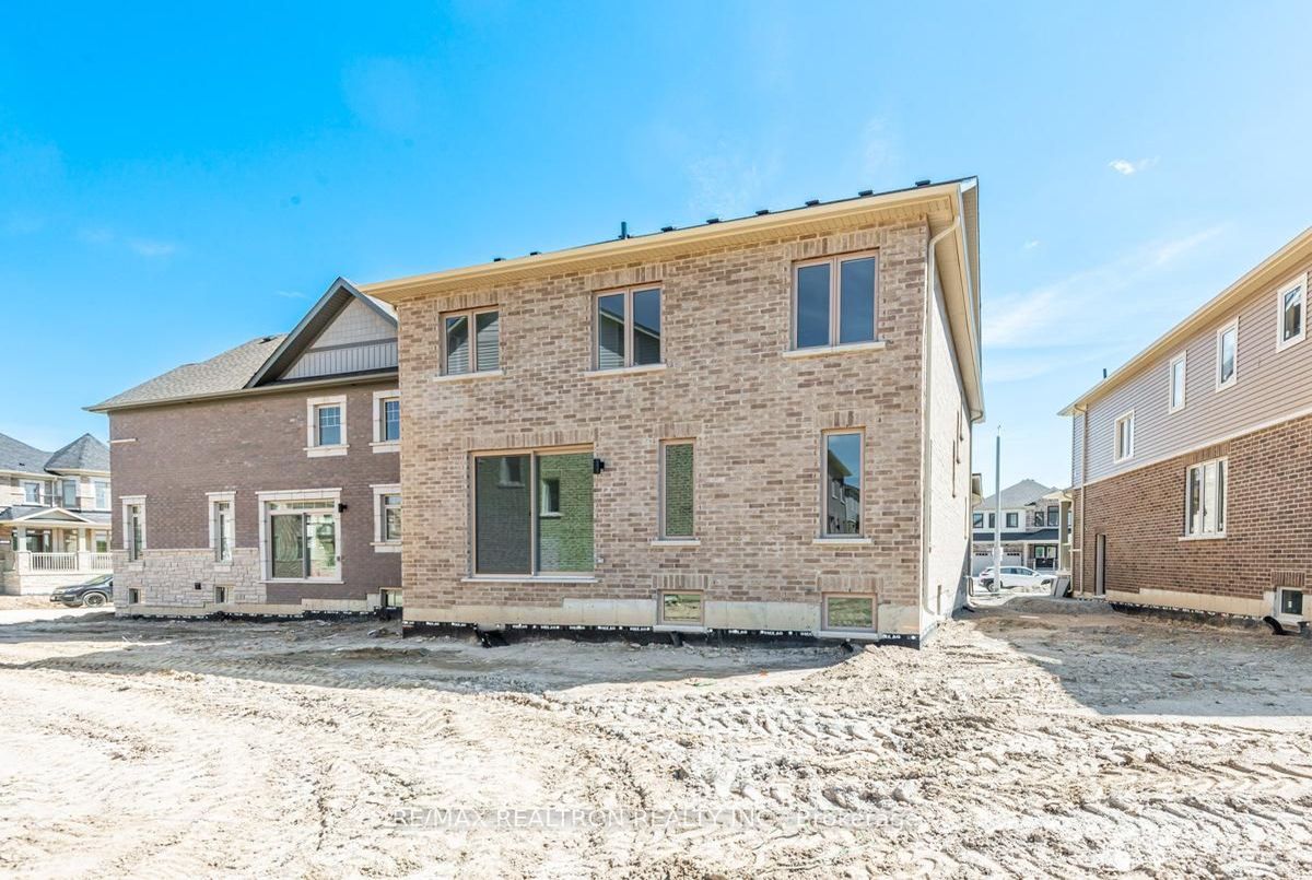 17 Shepherd Drive Barrie 17 Shepherd Drive Barrie