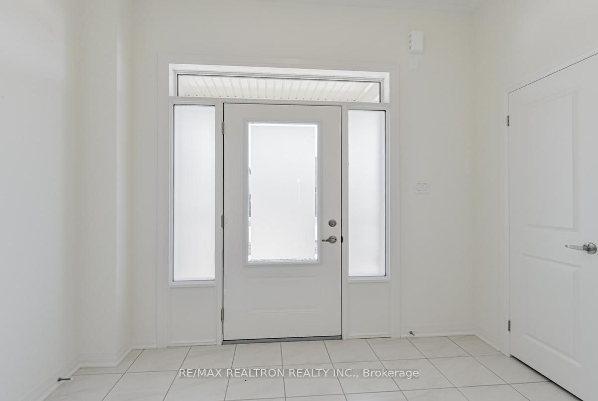 17 Shepherd Drive Barrie 17 Shepherd Drive Barrie