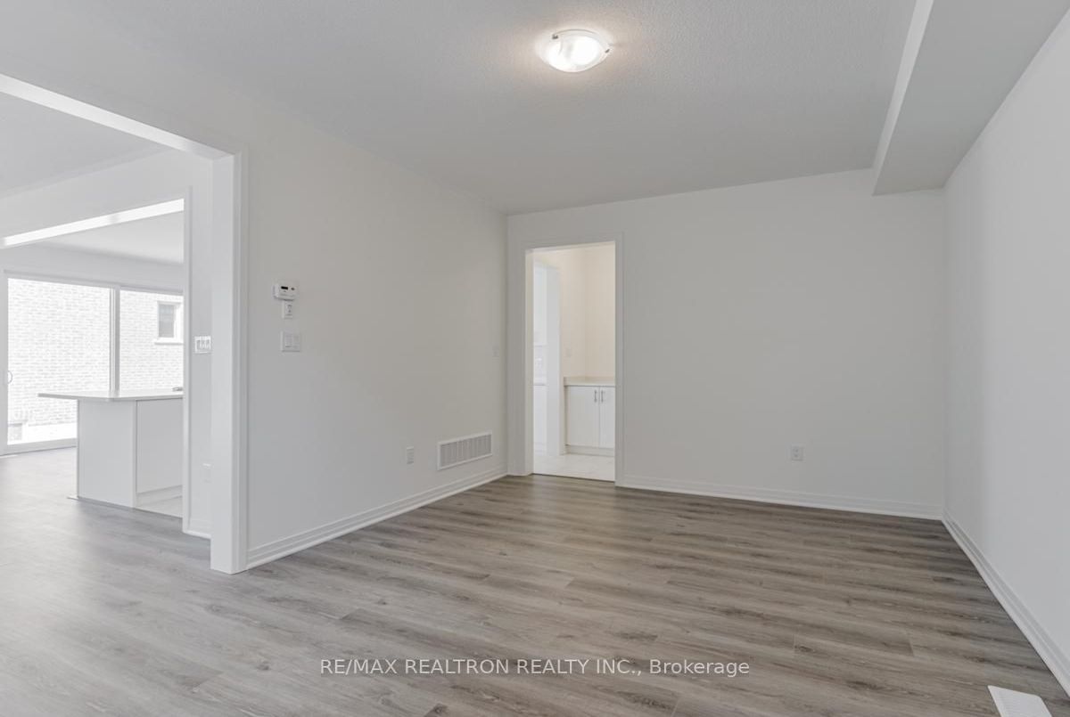 17 Shepherd Drive Barrie 17 Shepherd Drive Barrie