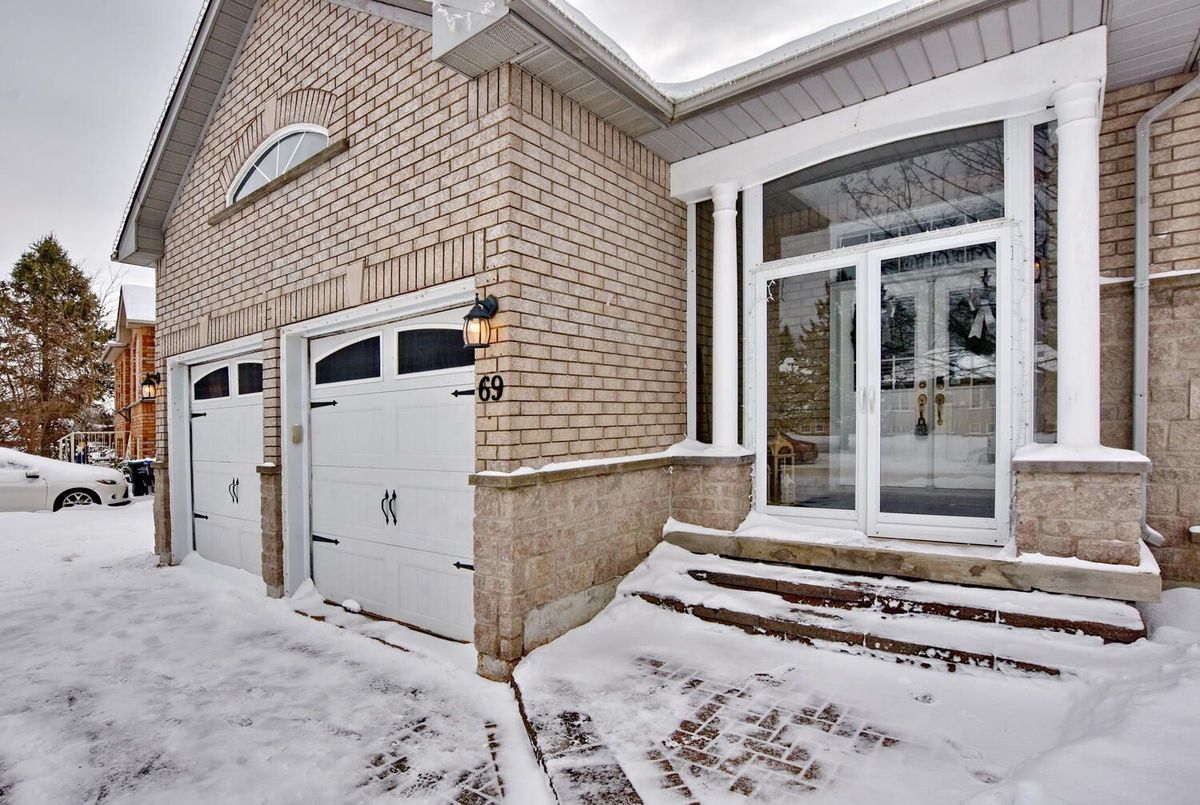 69 Caribou Trail Wasaga Beach 69 Caribou Trail Wasaga Beach