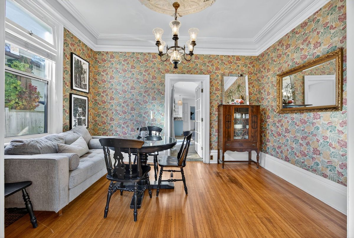 84 Wellington Street E Barrie 84 Wellington Street E Barrie