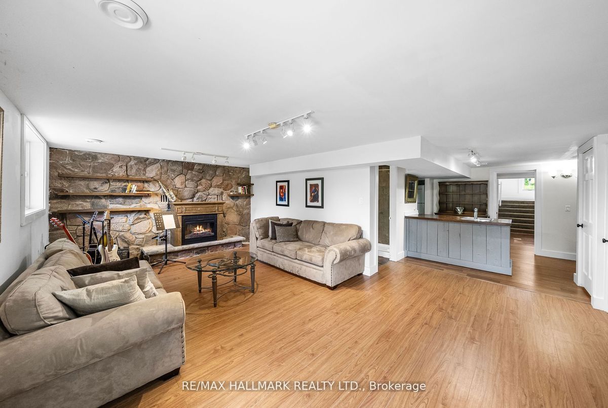 2422 Snow Valley Road Springwater 2422 Snow Valley Road Springwater