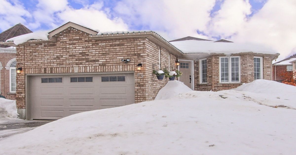62 Cloughley Drive Barrie