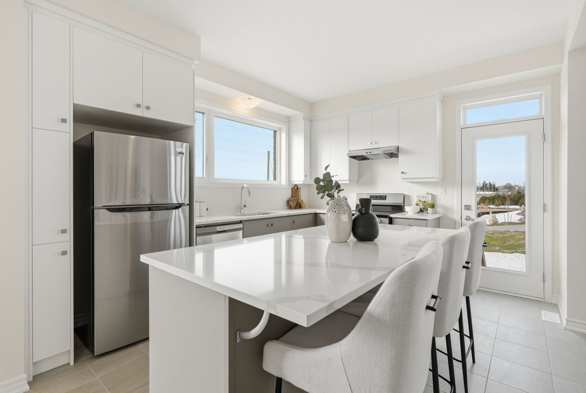 96 Vinewood Crescent Barrie 96 Vinewood Crescent Barrie