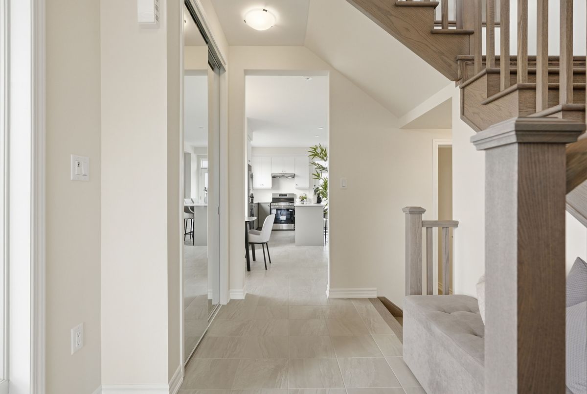 96 Vinewood Crescent Barrie 96 Vinewood Crescent Barrie