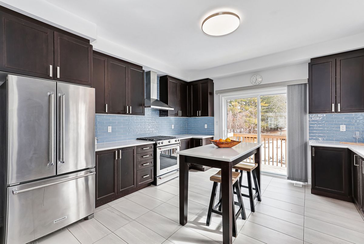 15 Emerald Street Wasaga Beach 15 Emerald Street Wasaga Beach