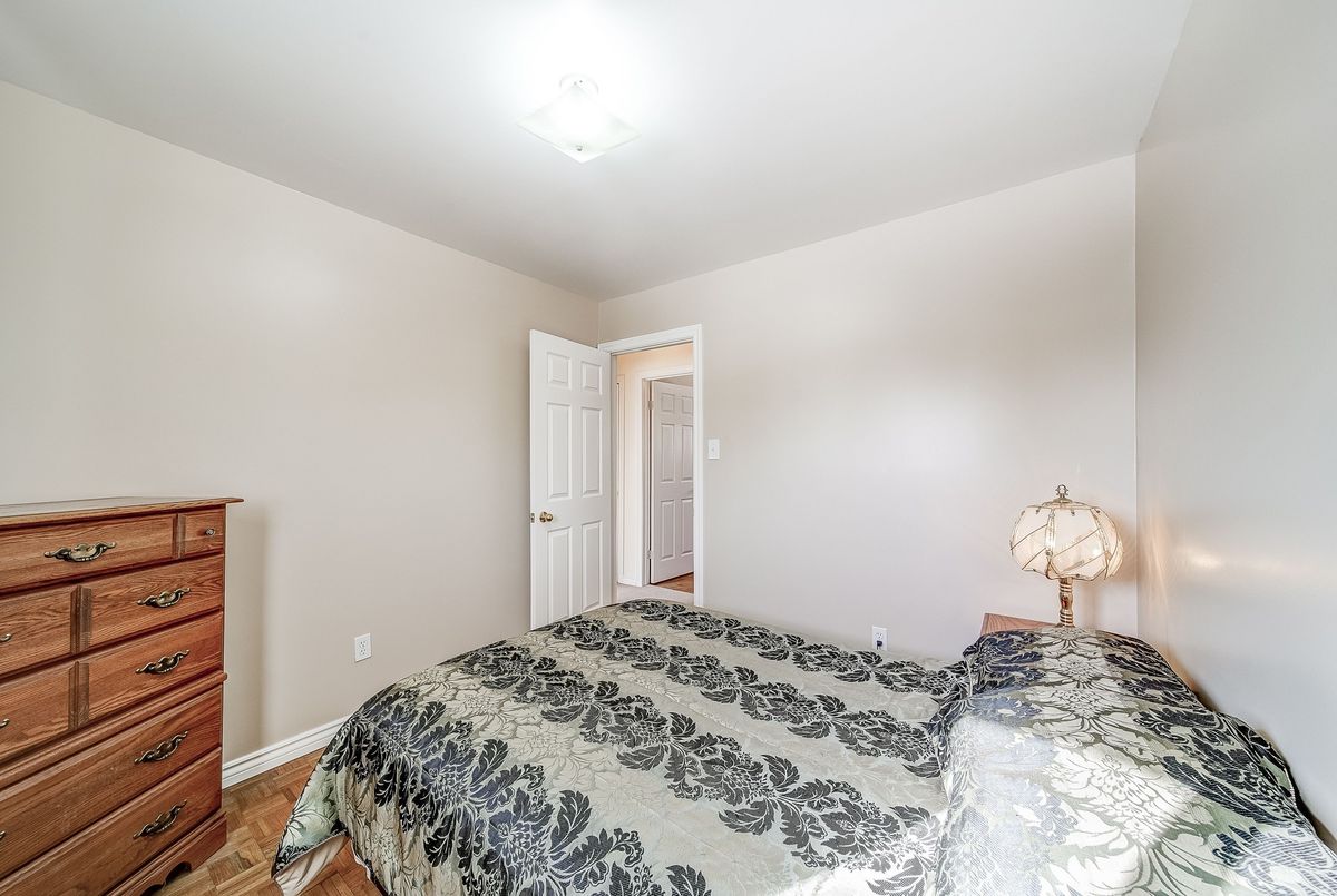 2 Agnes Street Barrie 2 Agnes Street Barrie