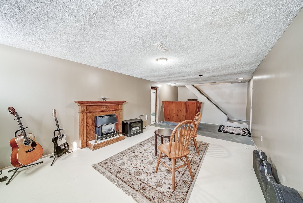 2 Agnes Street Barrie 2 Agnes Street Barrie