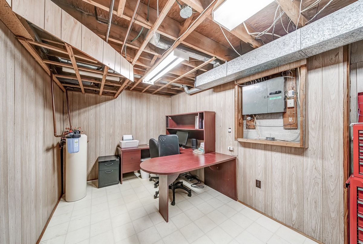 2 Agnes Street Barrie 2 Agnes Street Barrie