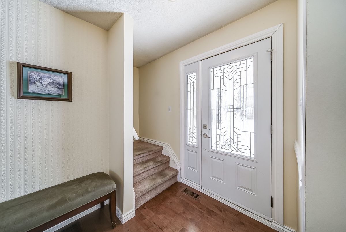 2 Agnes Street Barrie 2 Agnes Street Barrie