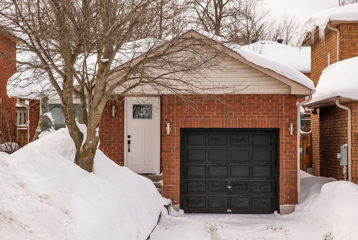 35 Geddes Crescent Barrie 35 Geddes Crescent Barrie