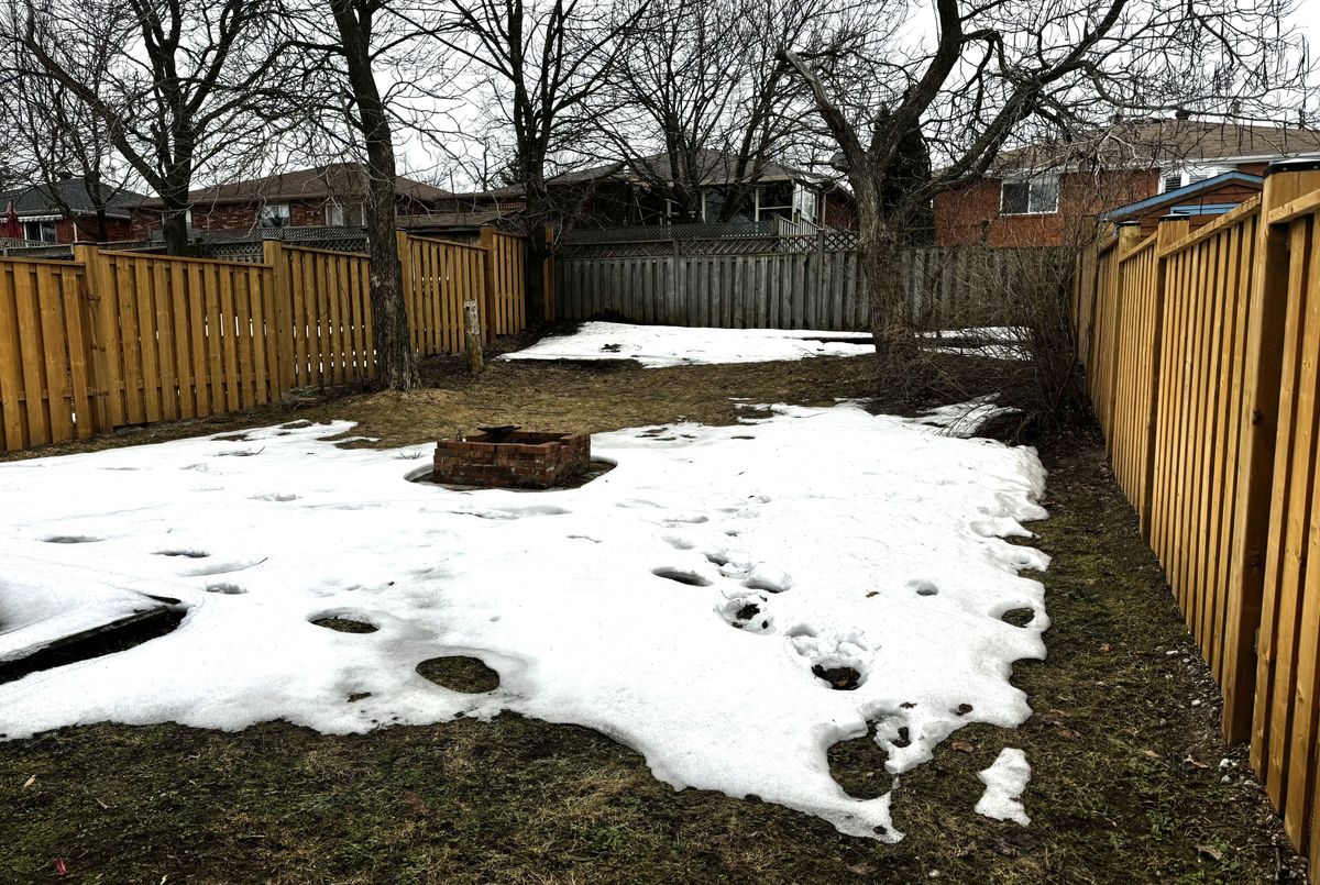 35 Geddes Crescent Barrie 35 Geddes Crescent Barrie