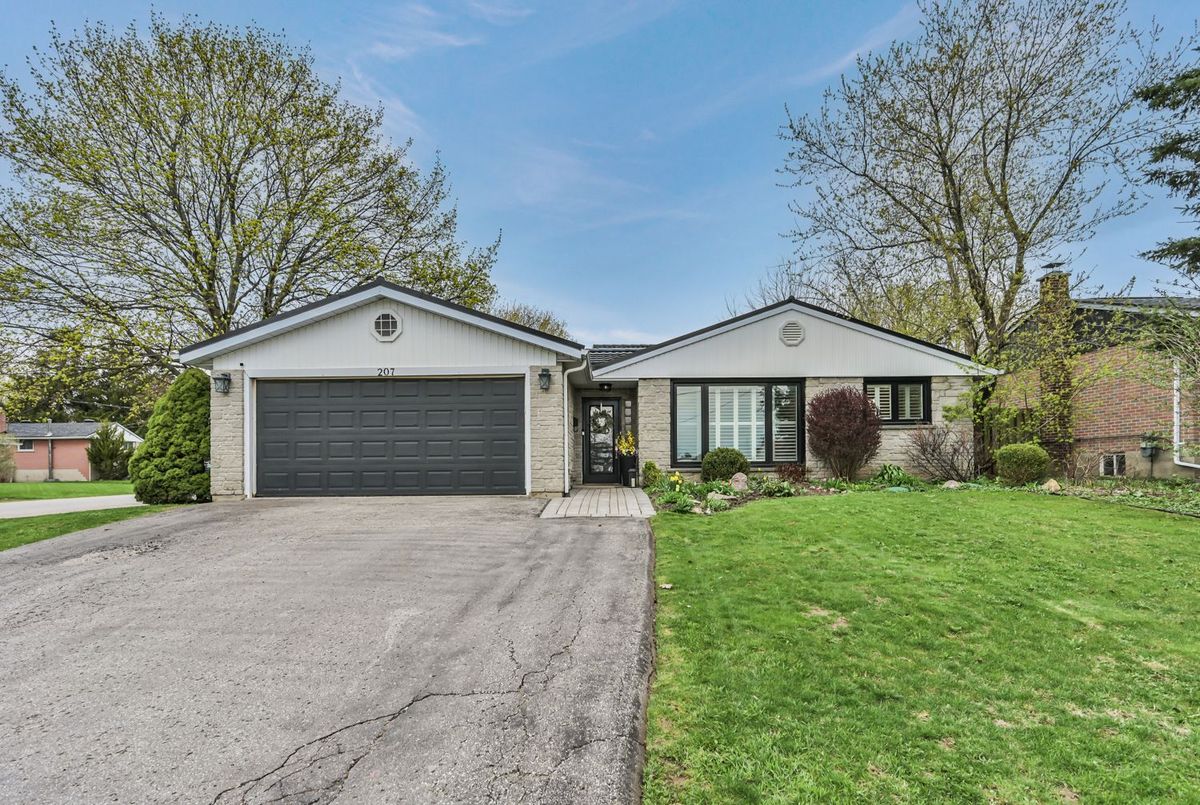 207 Yeates Avenue Barrie 207 Yeates Avenue Barrie