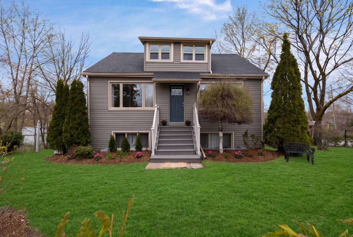296 Barrie Road Orillia 296 Barrie Road Orillia