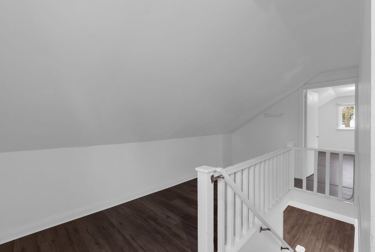 296 Barrie Road Orillia 296 Barrie Road Orillia