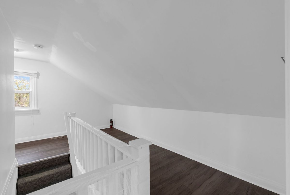 296 Barrie Road Orillia 296 Barrie Road Orillia