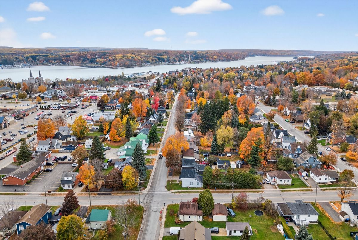 57 Maria Street Penetanguishene 57 Maria Street Penetanguishene
