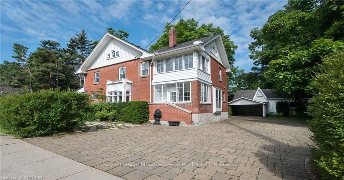 397 TRAFALGAR Rd Oakville