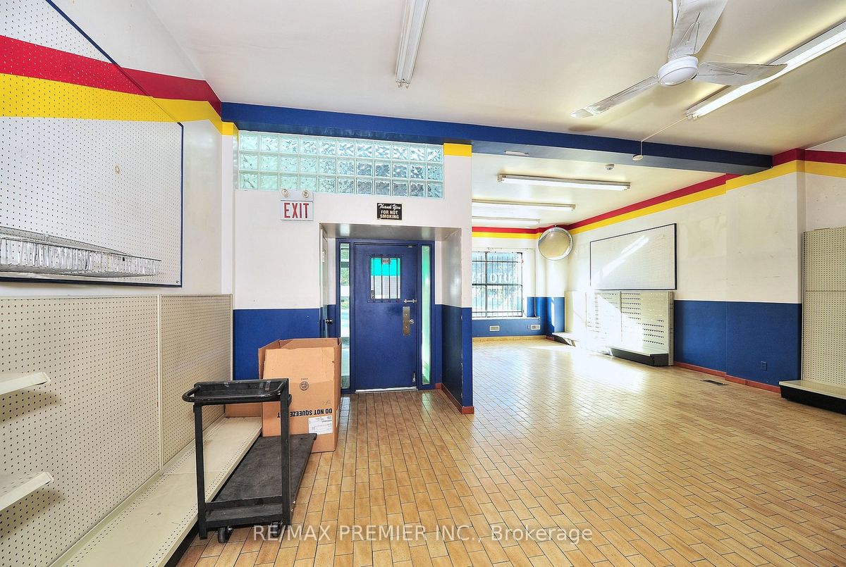 img-gallery