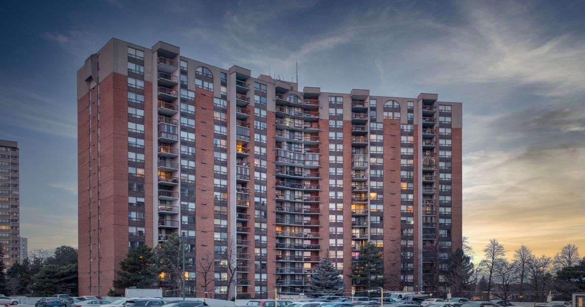 20 Mississauga Valley Boulevard Mississauga
