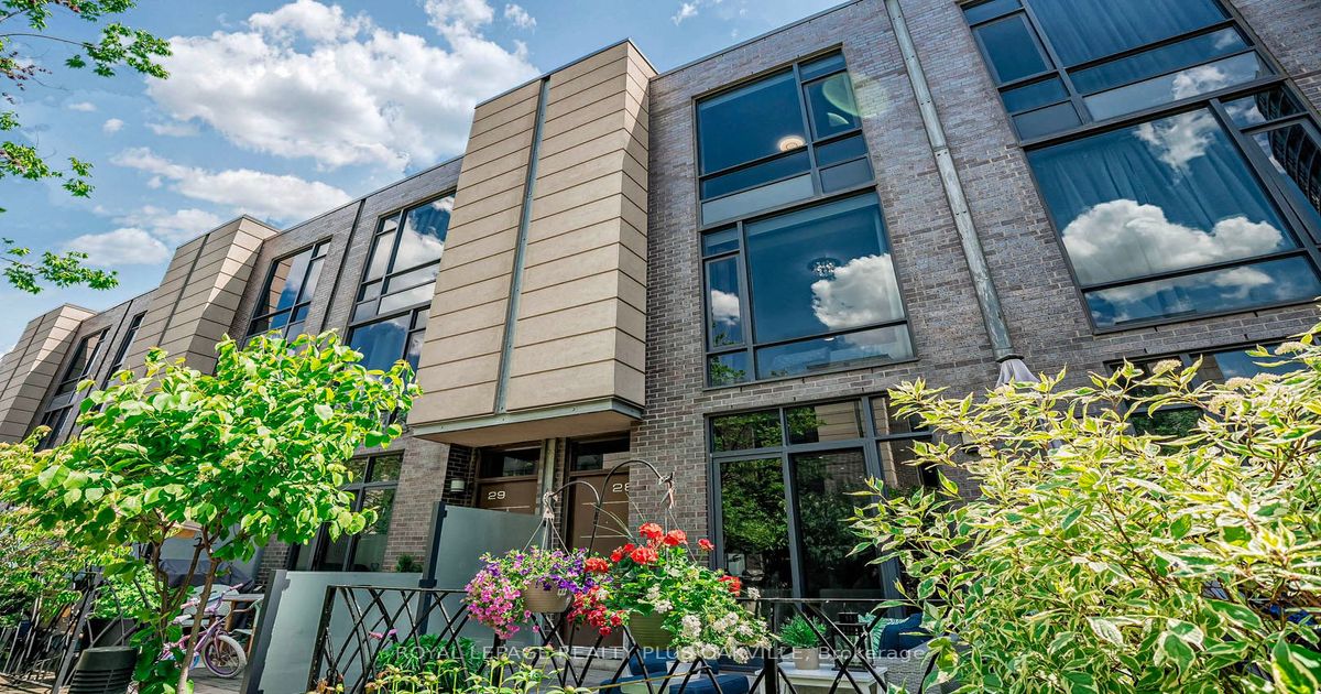 19 Valhalla Inn Road Toronto