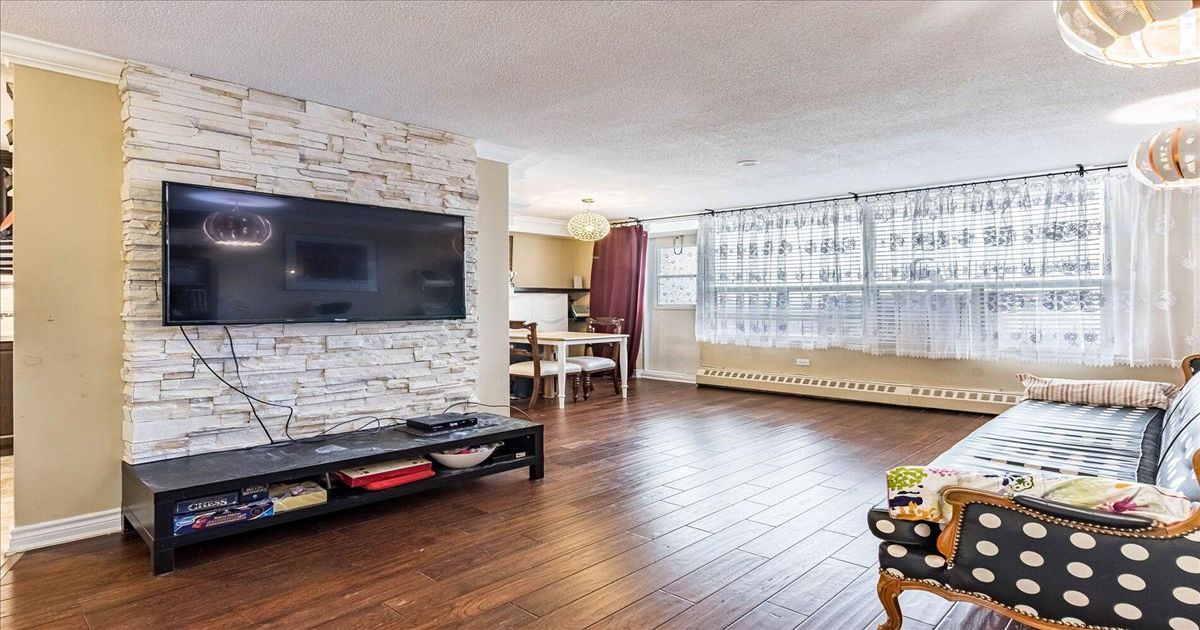 3120 Kirwin Ave Mississauga