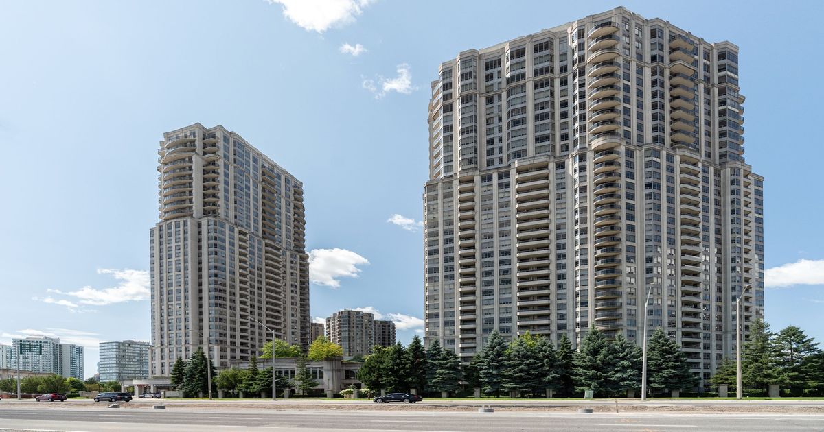 25 Kingsbridge Garden Circle Mississauga