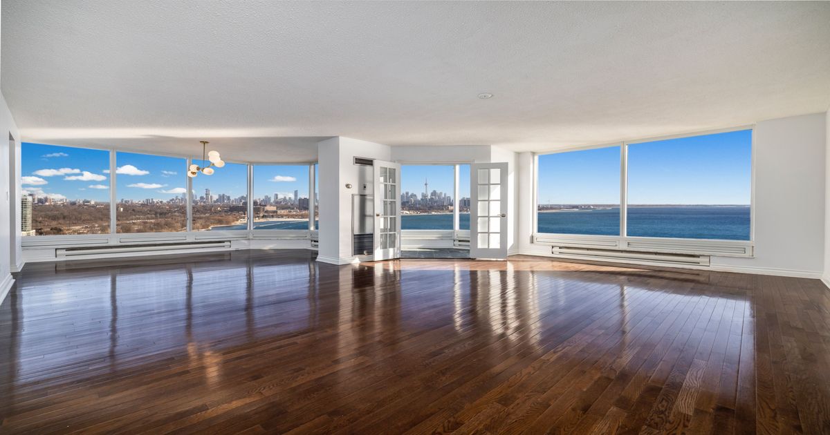 1 Palace Pier Crt Toronto