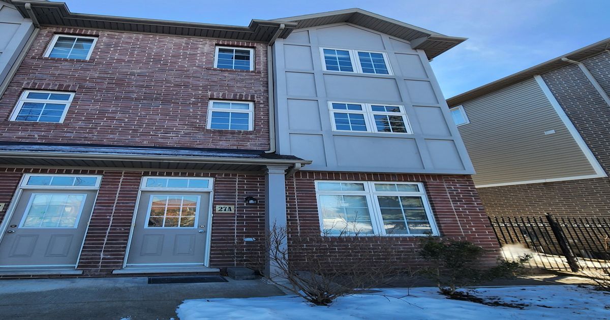27A Oak St Toronto
