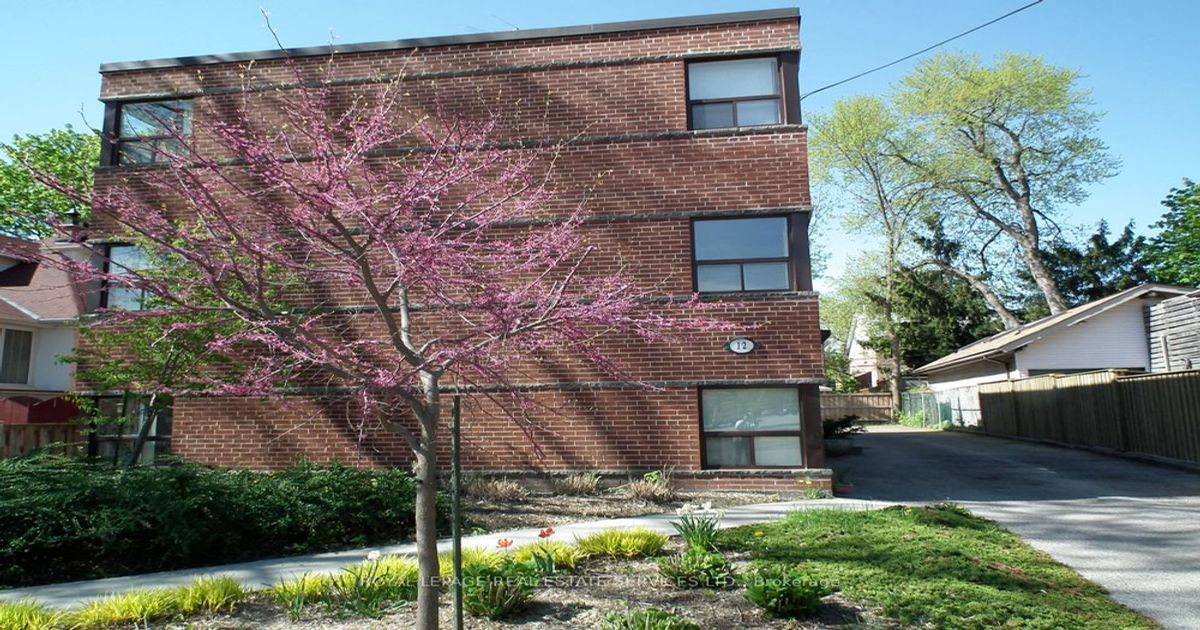 12 Cayuga Avenue Mississauga