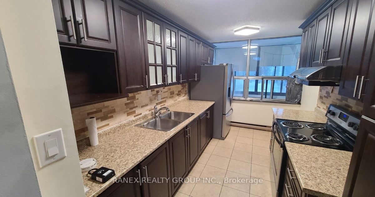 25 Kensington Road Brampton