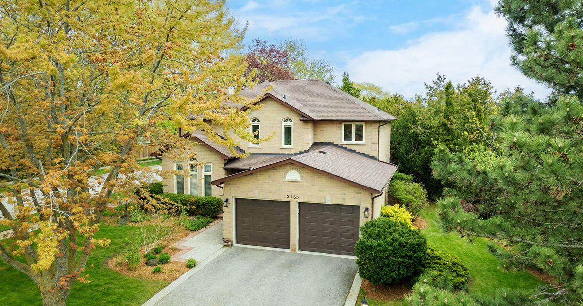2163 Towne Boulevard Oakville