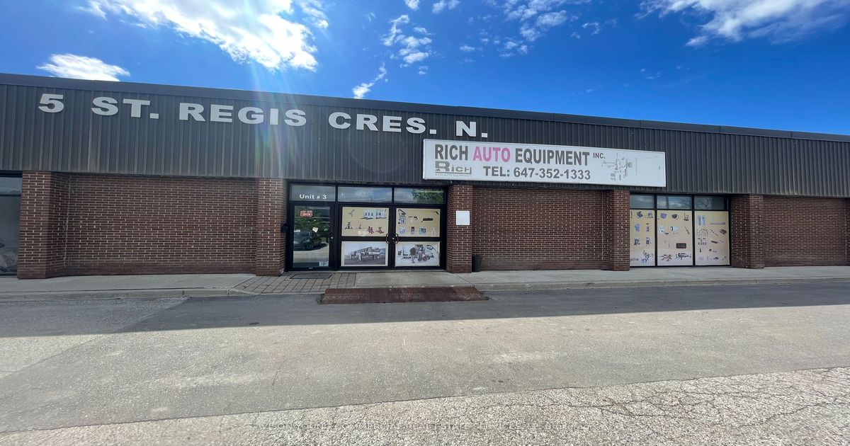 5 St. Regis Cres N Toronto