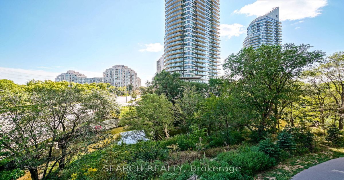 2212 Lakeshore Boulevard W Toronto