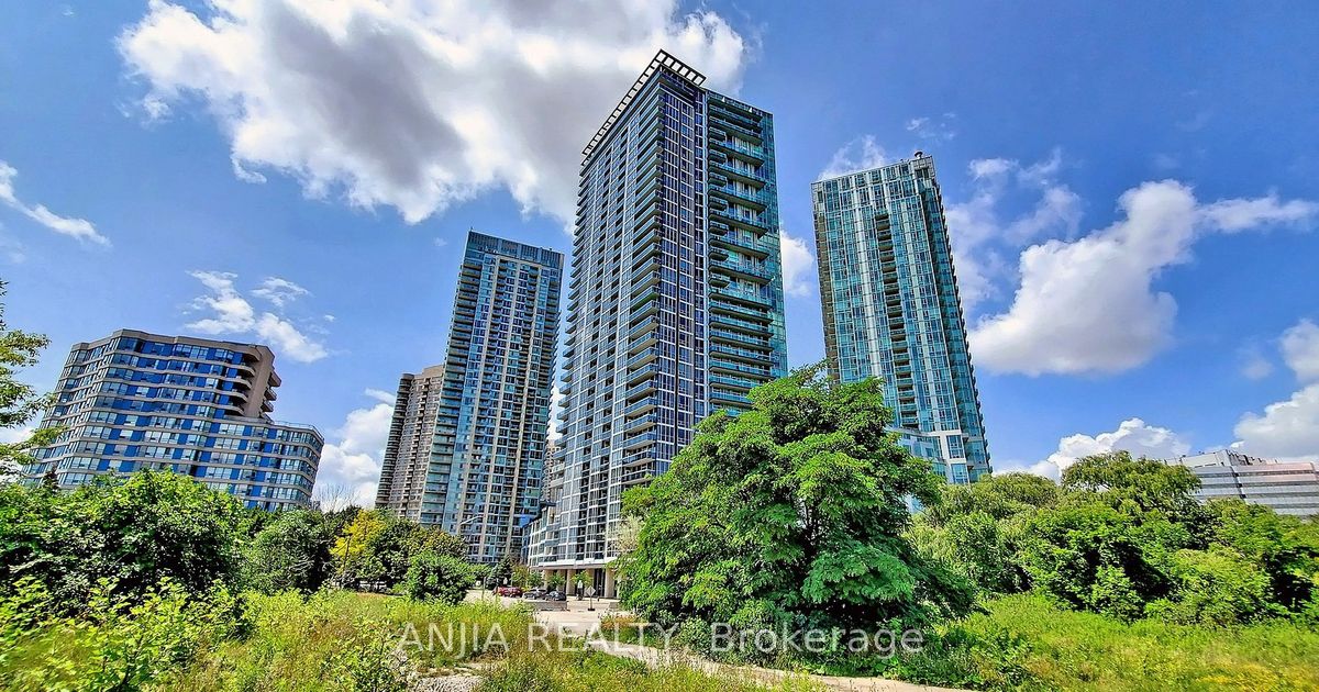 223 Webb Drive Mississauga