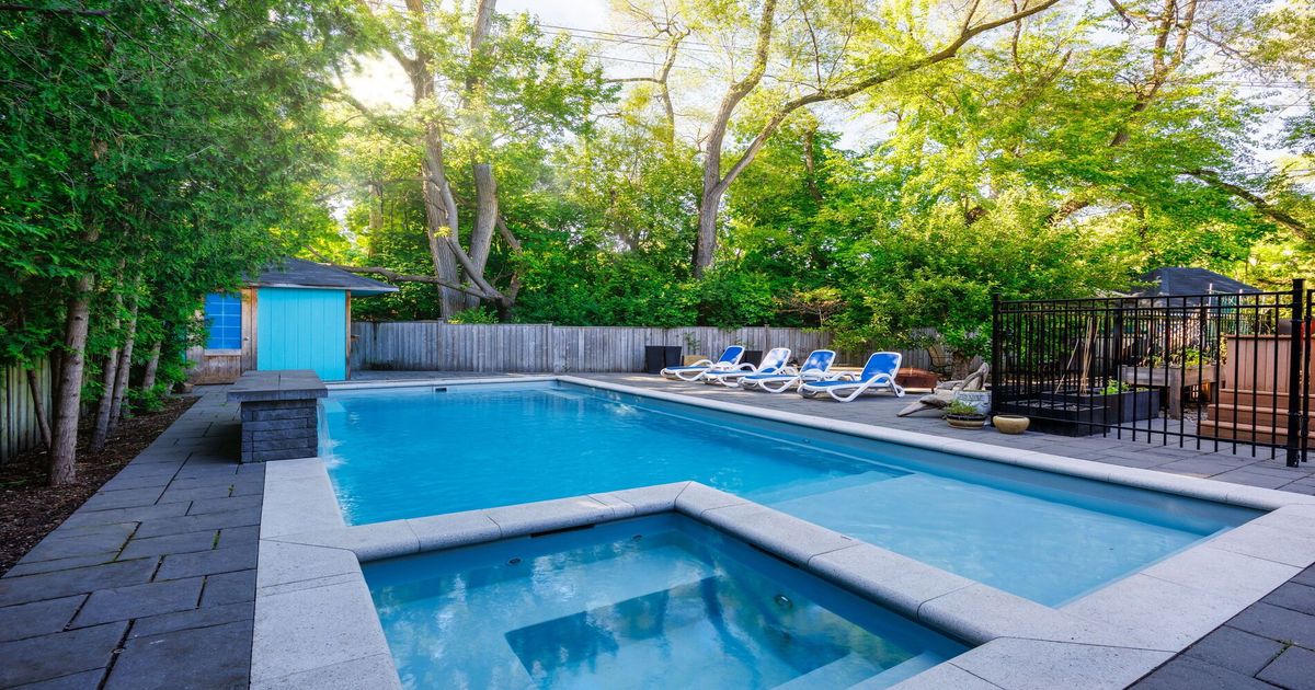 32 Cedarcrest Drive Toronto