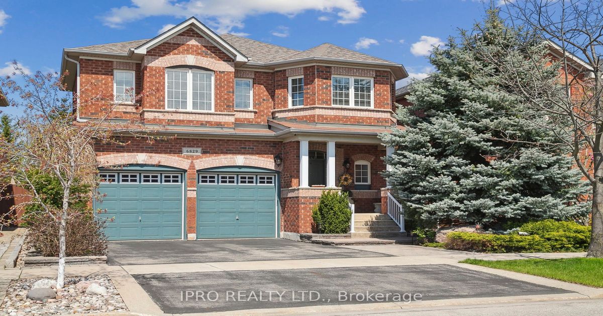 6829 Golden Hills Way Mississauga